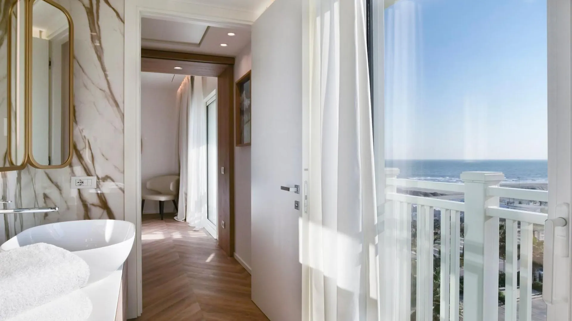 ריצ'יונה Hotel Corallo