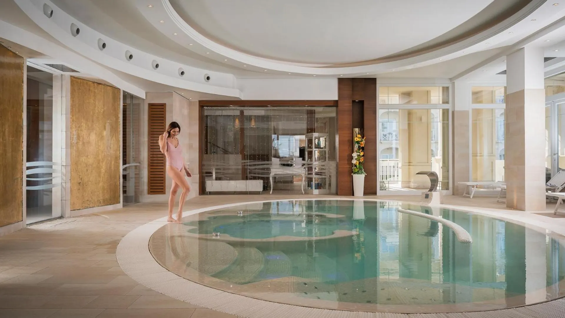 Hotel Corallo Riccione 4*,  Italy