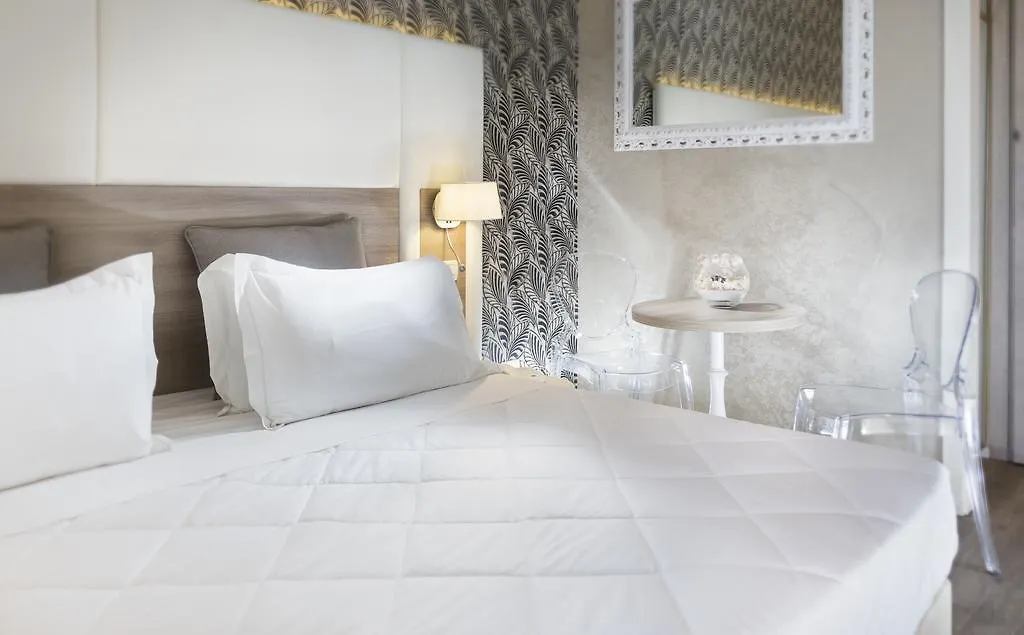 ריצ'יונה Hotel Corallo