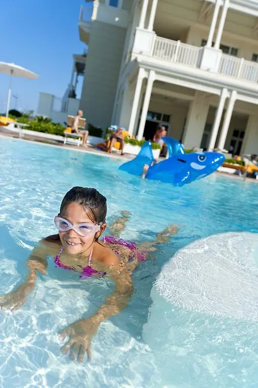 ריצ'יונה Hotel Corallo