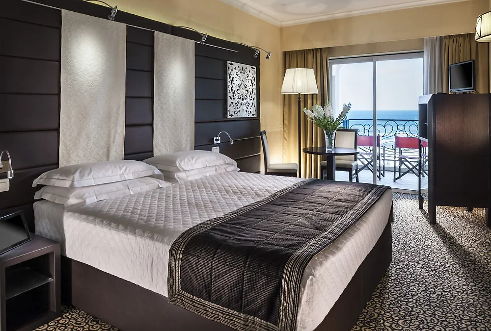 ריצ'יונה Hotel Corallo